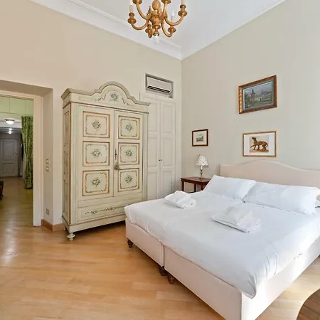 Classic Historical Apt Center Rom